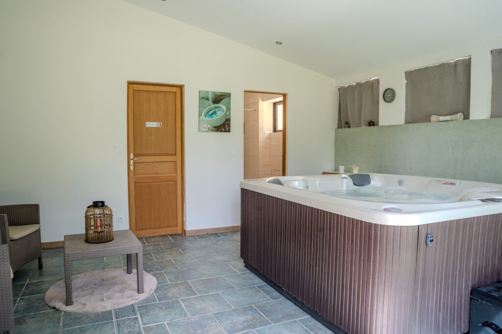 Espace bien-être et spa des Gîtes de Val à Cabannes près d'Avignon